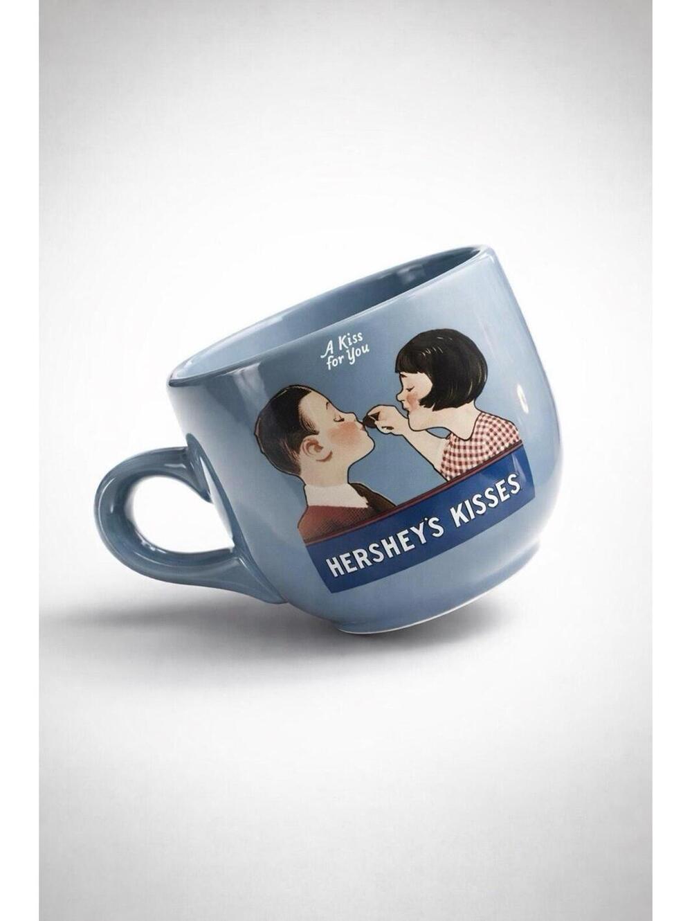 Hershey’s Kisses Vintage Style Ceramic Mug Chocolate Candy Coffee
